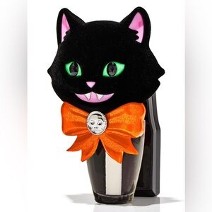 Bath & Body Works Halloween 2025 black vampire cat wallflower light up plug in